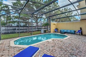 Fresh Decor With Hardwood Floors Huge Private Pool Area CDC Standards 