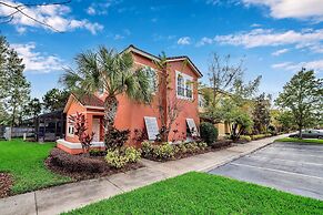 Fresh Decor With Hardwood Floors Huge Private Pool Area CDC Standards 