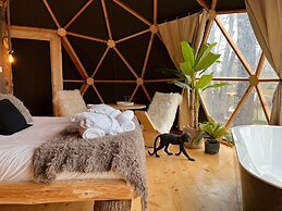 Whaka Lodge