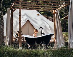 Whaka Lodge