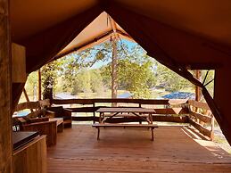 Whaka Lodge
