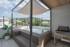 Urban Villa Resort Onna