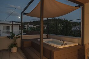 Urban Villa Resort Onna