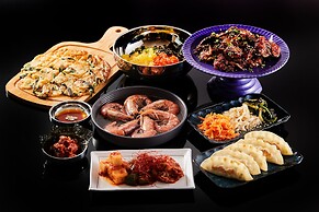 Urban Villa Resort Onna