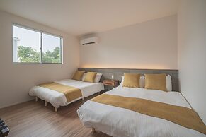 Urban Villa Resort Onna