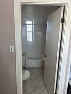 Vineyard Harbor Motel - Private Beach