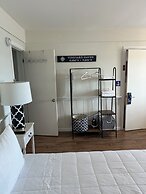 Vineyard Harbor Motel - Private Beach