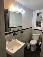 Vineyard Harbor Motel - Private Beach