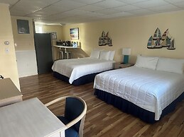 Vineyard Harbor Motel - Private Beach
