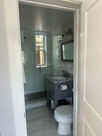 Vineyard Harbor Motel - Private Beach