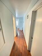 Vineyard Harbor Motel - Private Beach