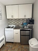 Vineyard Harbor Motel - Private Beach