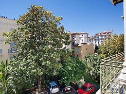 Stately Studio in the Center of Nice