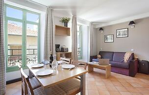 City-center Apartment