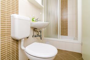 Cozy Duplex Apartment A2, in a Stone Built House, Sunset Beach Near Du