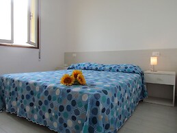 Enjoy the sea View of our Modern Flat - Beahost