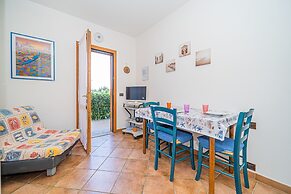 Apartment in Villa 2 to 4 Persons With Large Private Garden Sole