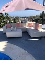 New Luxery Villa With Big Pool