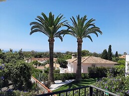 New Luxery Villa With Big Pool