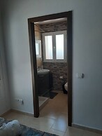 New Luxery Villa With Big Pool