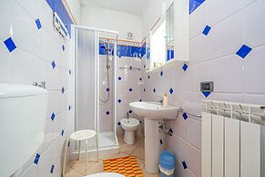 Apartment in Villa 2 to 4 Persons With Large Garden 