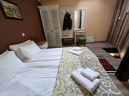 Room in Apartment - Granat Maisonette - Next to Gondola Lift, Ideal fo