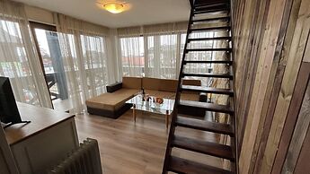 Room in Apartment - Granat Maisonette - Next to Gondola Lift, Ideal fo