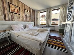Room in Apartment - Granat Maisonette - Next to Gondola Lift, Ideal fo