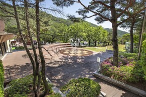 Hotel West of Canaan