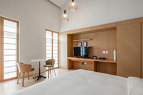 Hotel West of Canaan