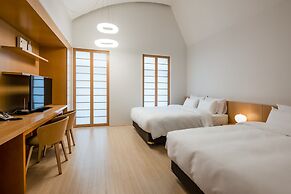 Hotel West of Canaan