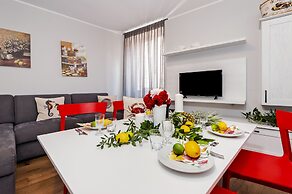 Nel Centro City Apartment