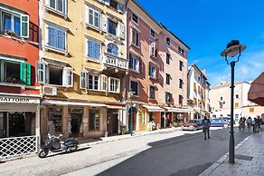 Nel Centro City Apartment