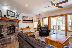 Skidder Trail Family Lodge 4 Bedroom Home by RedAwning