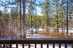 Skidder Trail Family Lodge 4 Bedroom Home by RedAwning