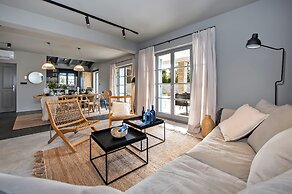 Villa Renata with Pool and Sauna