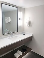 The Bee Hotel Danville