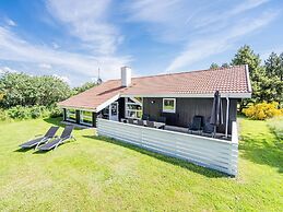 10 Person Holiday Home in Blavand