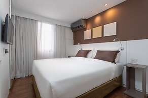 Paulista Suites by Charlie