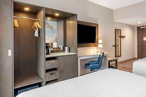 Cambria Hotel Orlando Airport