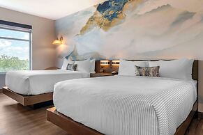 Cambria Hotel Orlando Airport