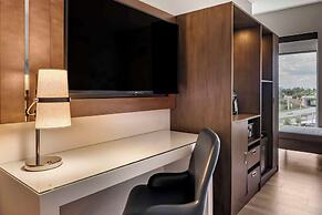 Cambria Hotel Orlando Airport