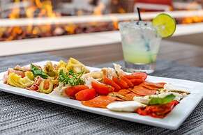 Cambria Hotel Rock Hill - University Center