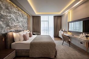 Concorde Tower & Casino & Convention & Spa