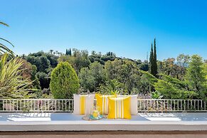 Genteel Home Las Lomas