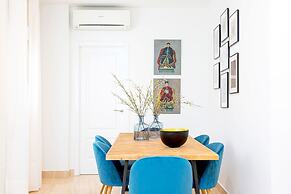 Genteel Home Marin Garcia IV