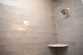 The Seasons 1818 2 Bedroom Condo by RedAwning