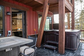 The Seasons 1818 2 Bedroom Condo by RedAwning