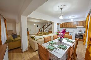 Infinity Rainbow Villa