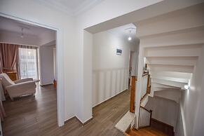 Infinity Rainbow Villa